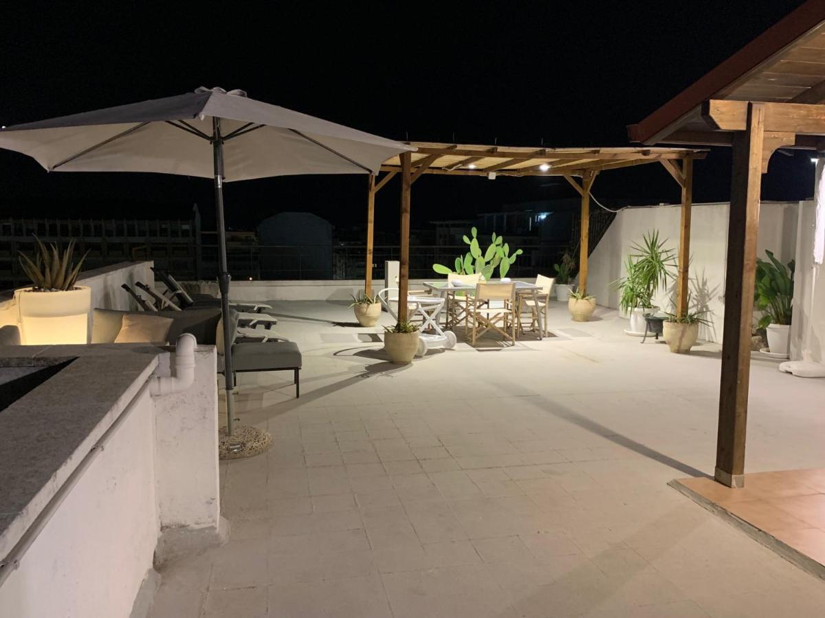 dallalbaltramonto Lecce Esterno foto